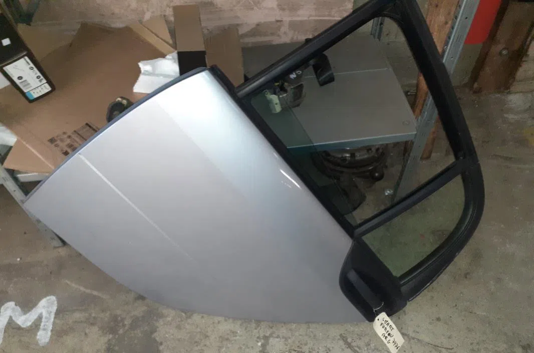 Porte arrière gauche Smart FORFOUR (454) 1.5 cdi (454.001) (2004-2006) occasion
