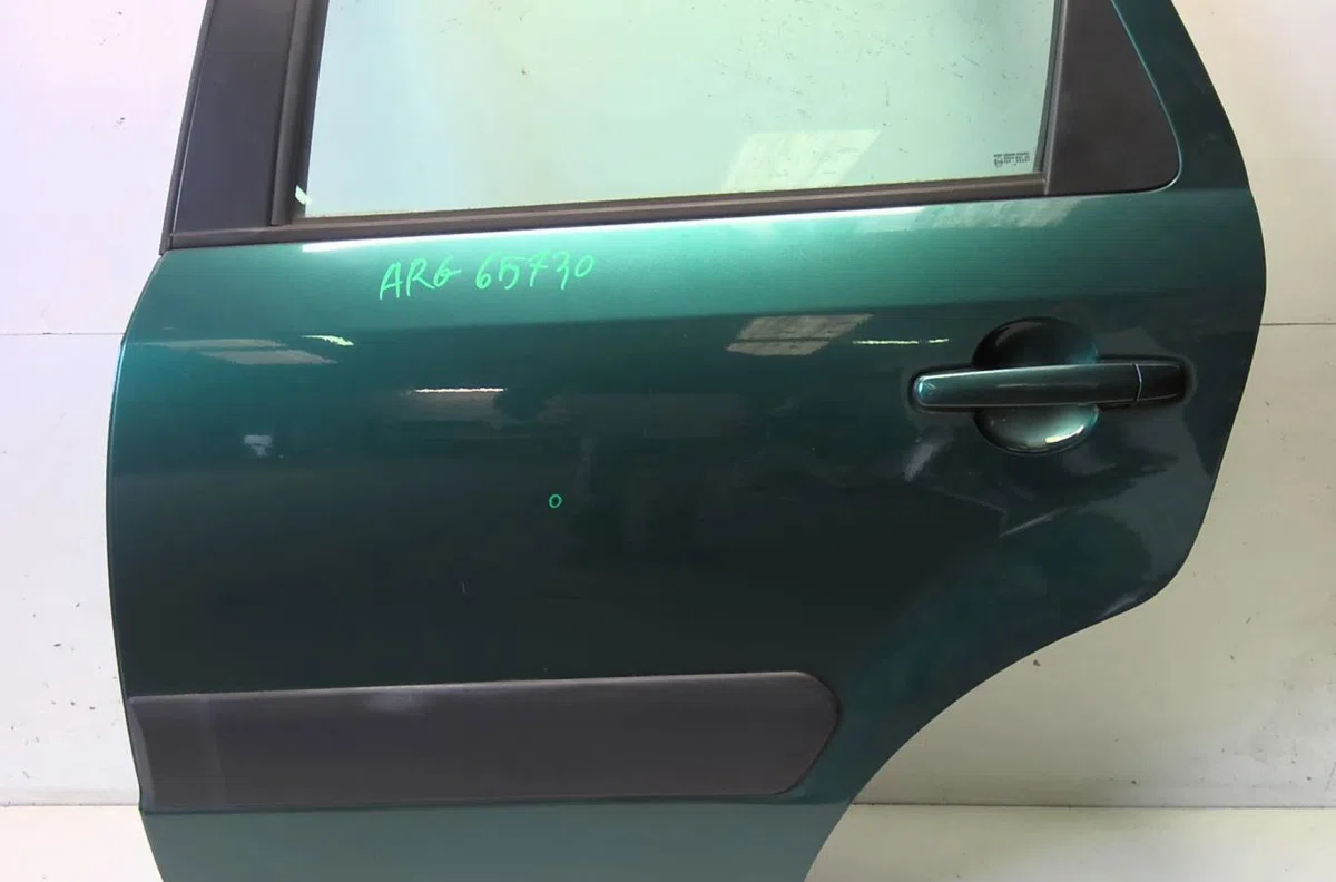Porte arrière gauche Suzuki SX4 (EY, GY) 1.6 vvt (rw 416) (2006) occasion