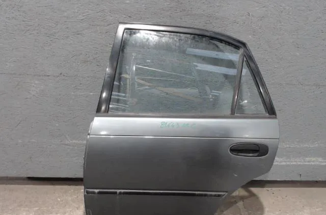 Porte arrière gauche TOYOTA COROLLA 8 occasion