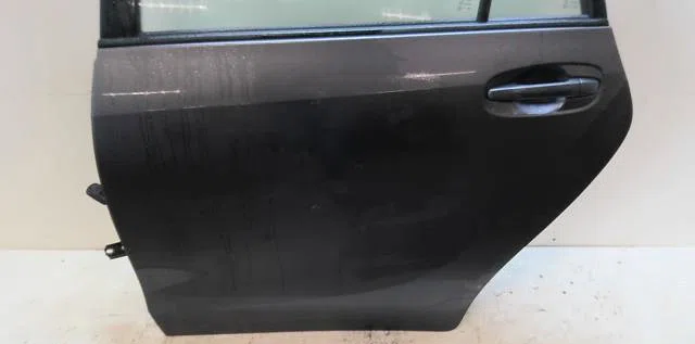 Porte arrière gauche Toyota VERSO (_R2_) 2.0 d-4d (aur20_) (2009-2018) occasion