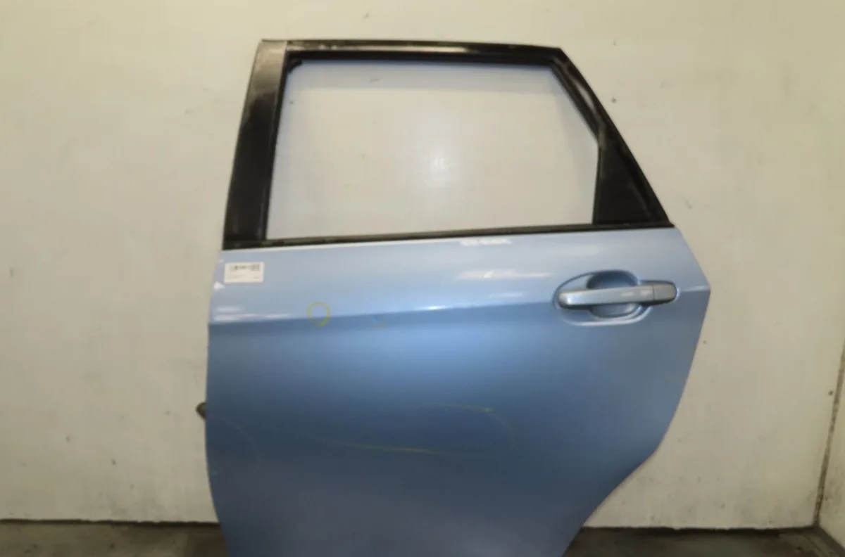 Porte arrière gauche Toyota VERSO S (_P12_) 1.4 d4-d (nlp121_) (2010-2016) occasion
