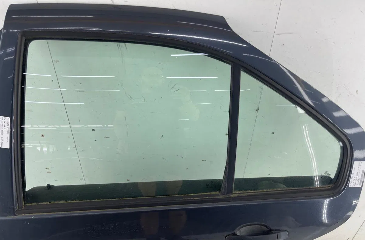 Porte arrière gauche VOLKSWAGEN BORA occasion