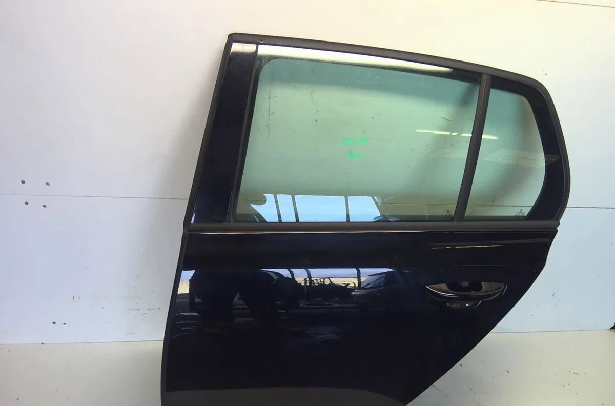 Porte arrière gauche Volkswagen GOLF VI (5K1) 1.4 (2008-2012) 5 portes occasion