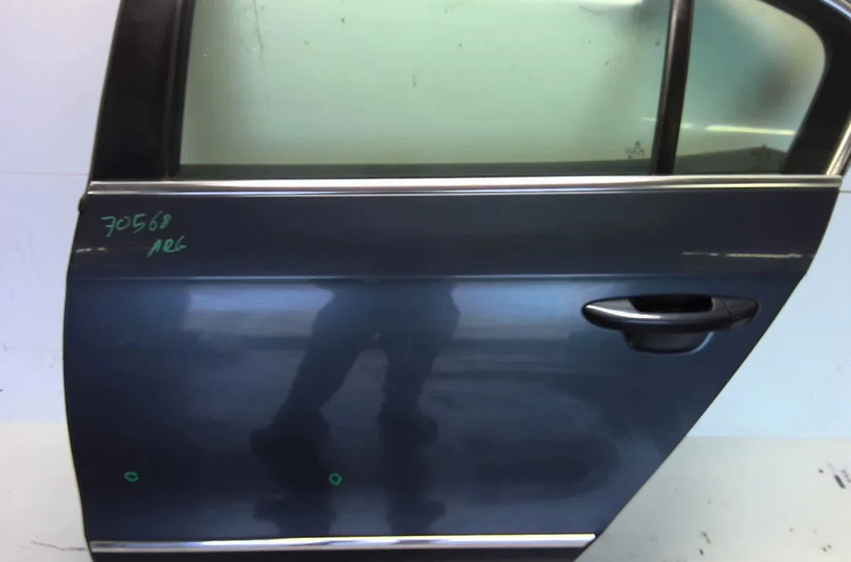 Porte arrière gauche Volkswagen PASSAT B6 (3C2) 2.0 tdi 16v (2005-2010) occasion