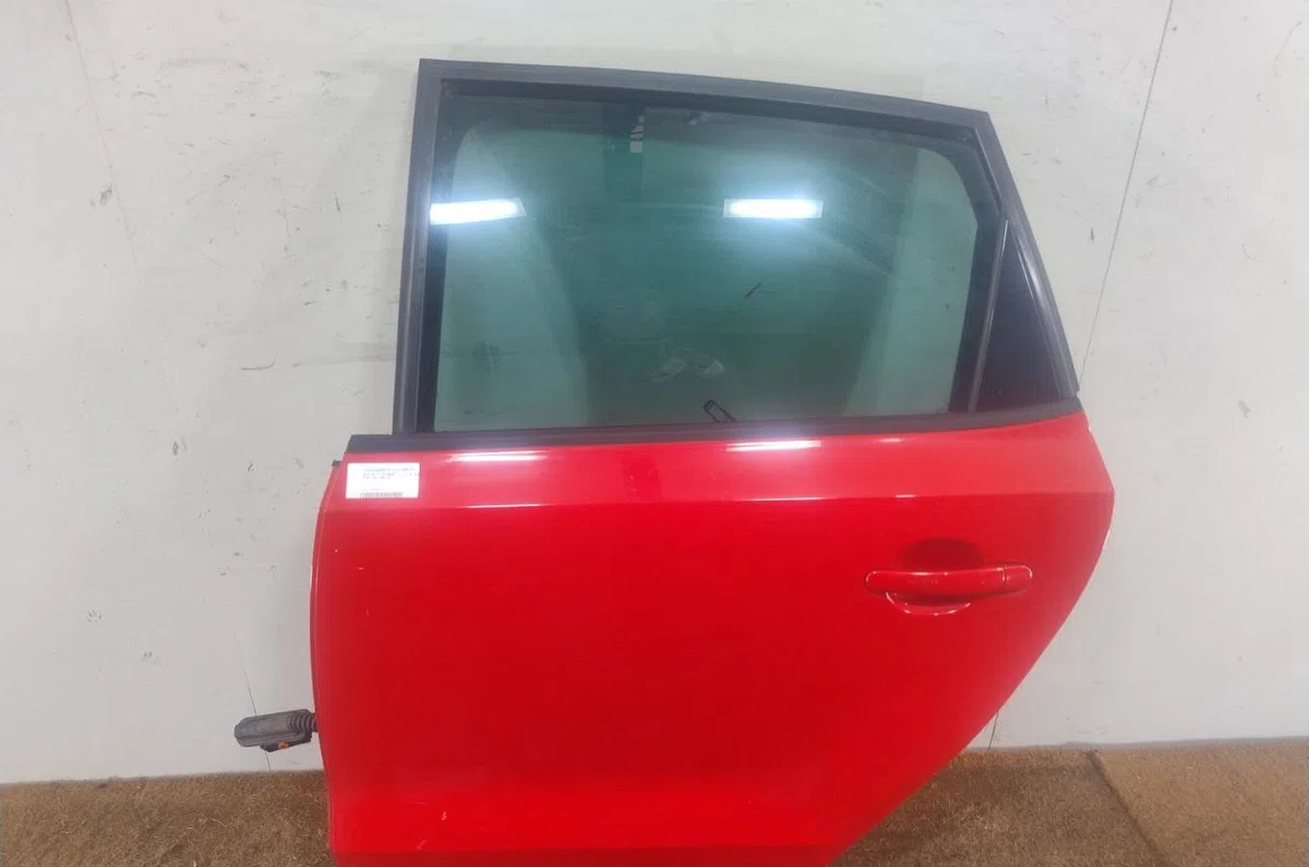 Porte arrière gauche Volkswagen POLO V (6R1, 6C1) 1.4 (6r1) (2009-2014) occasion