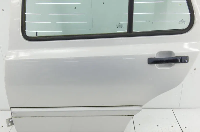 Porte arrière gauche VOLKSWAGEN VENTO occasion