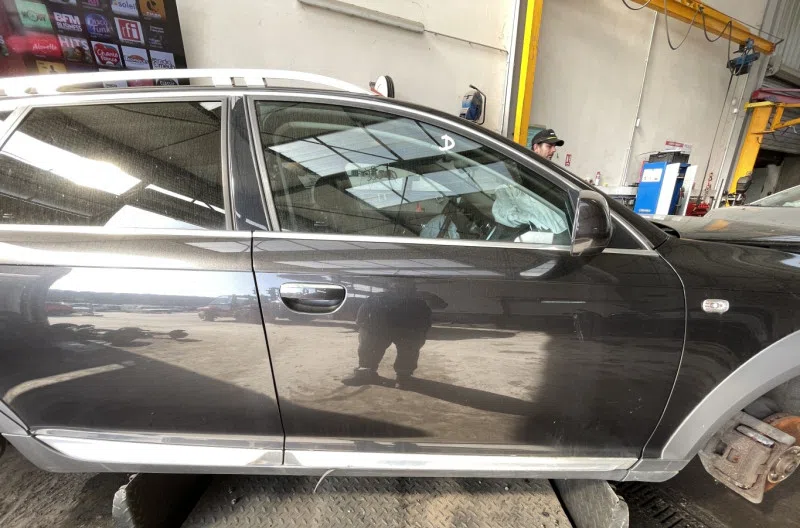 Porte avant droit pour AUDI A6 3 ALLROAD PHASE 1 BREAK