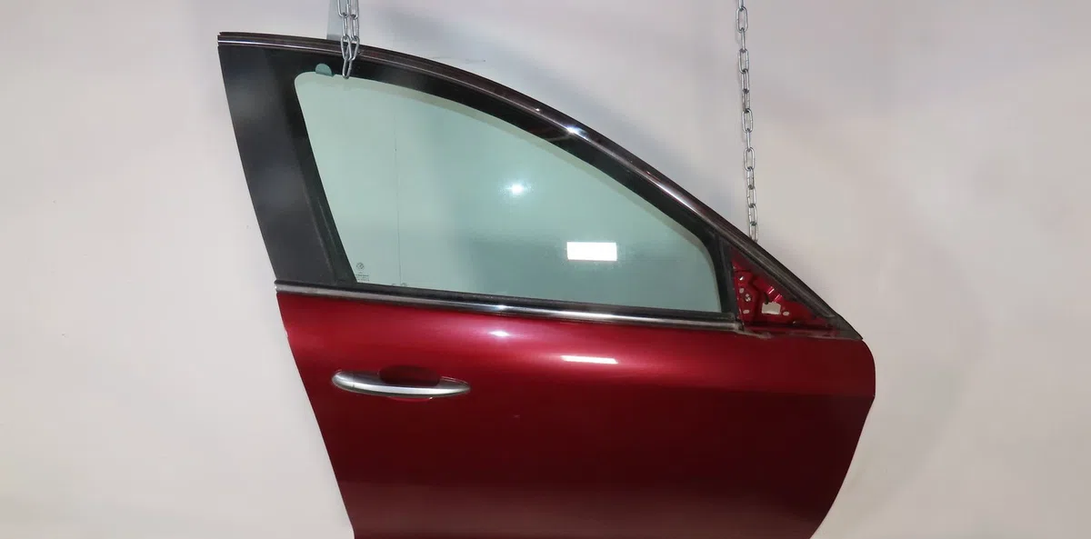 Porte avant droite Alfa romeo GIULIETTA (940_) 1.6 jtdm (940fxd1a) (2010-2016) 5 portes occasion