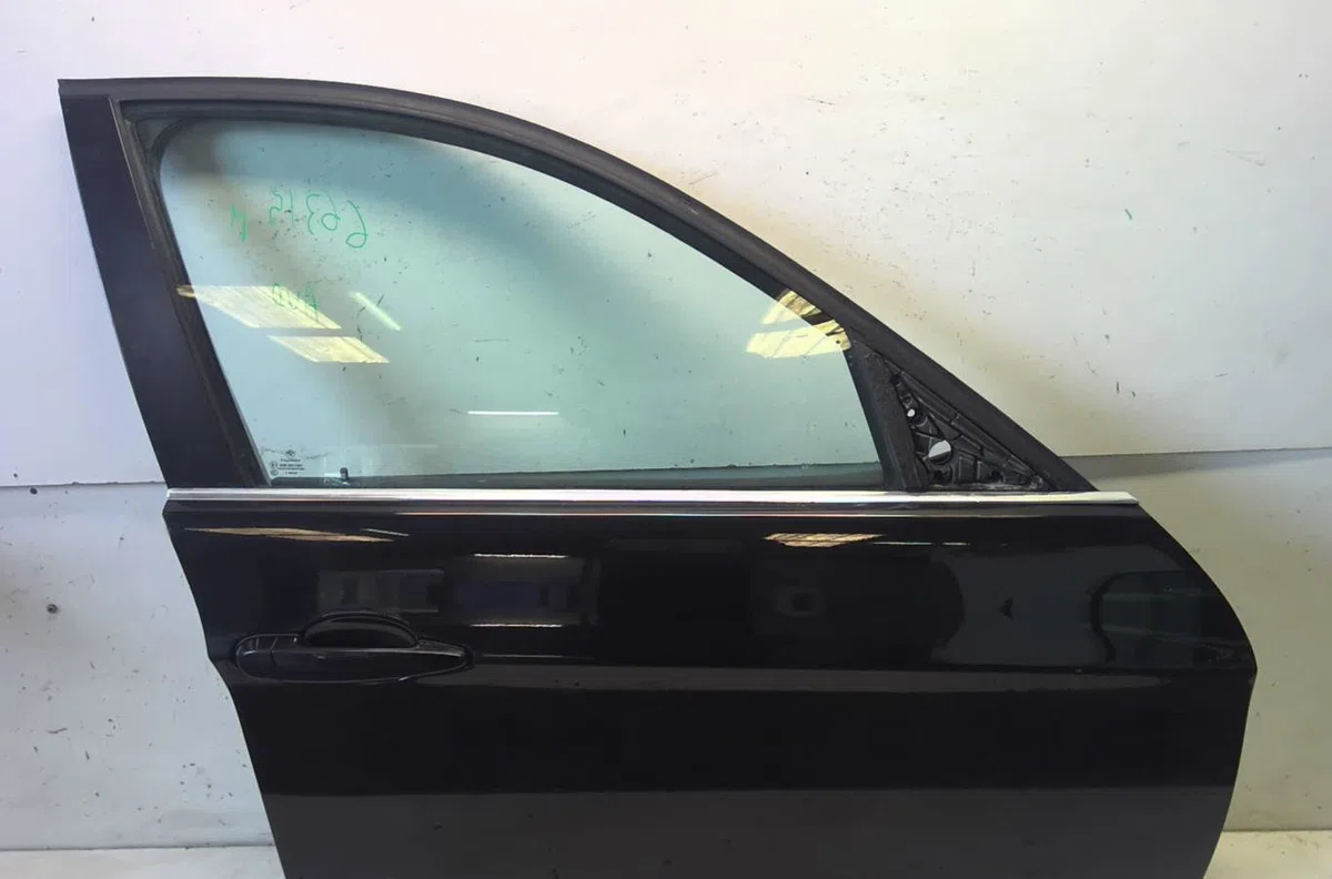 Porte avant droite Bmw 3 (E90) 316 d (2009-2011) occasion