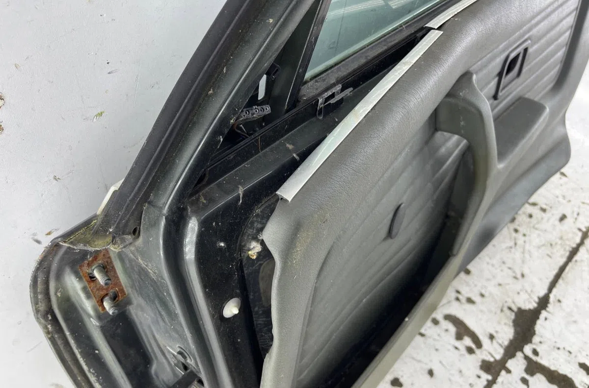 Porte avant droite BMW SERIE 3 E30 occasion