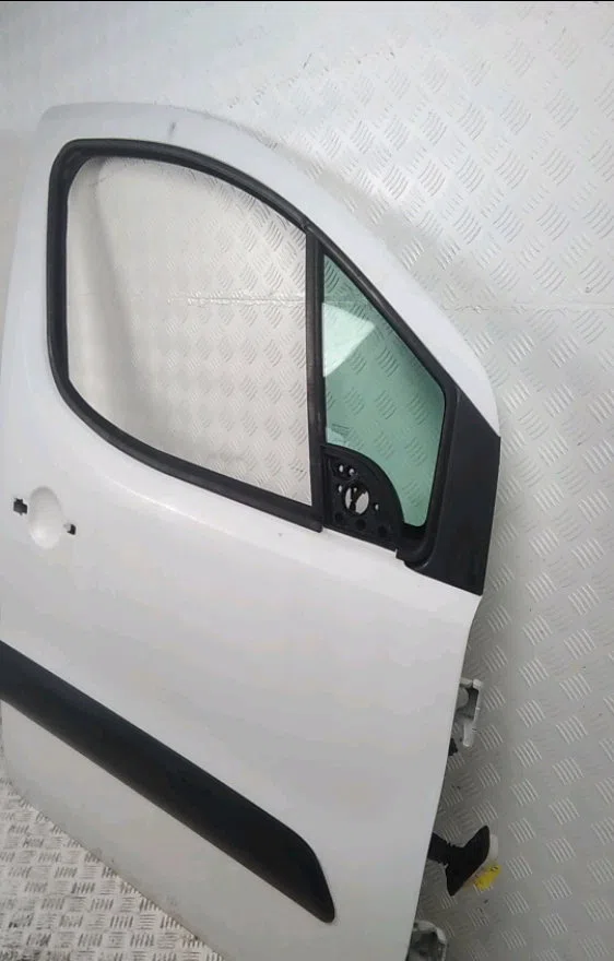 Porte avant droite Citroen BERLINGO Camionnette-Monospace (B9) 1.6 bluehdi 100 (2014) occasion