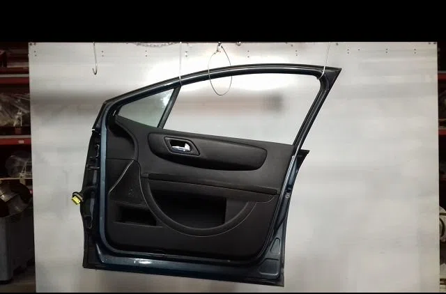 Porte avant droite Citroen C4 I (LC_) 1.6 16v (2004-2011) 5 portes occasion