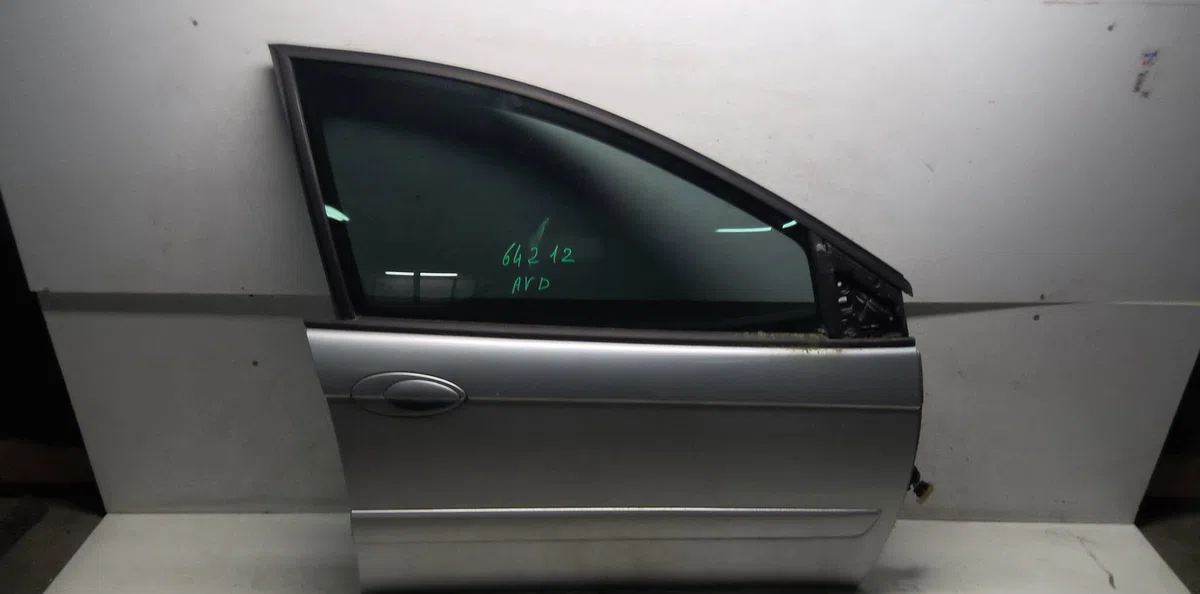 Porte avant droite Citroen C5 II (RC_) 1.6 hdi (rc8hzb) (2004-2008) occasion
