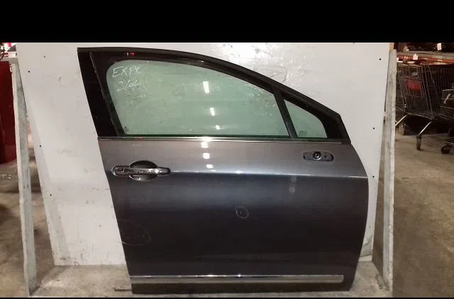 Porte avant droite Citroën C5 III (RD_) 2.0 hdi 165 (2009) occasion