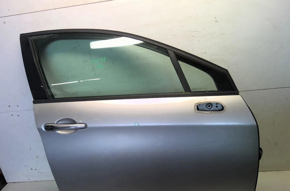 Porte avant droite Citroen C5 III (RD_) 2.0 hdi (rdrhda) (2008) occasion