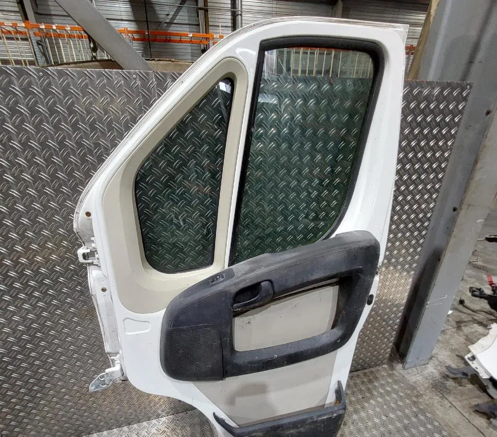Porte avant droite Citroen JUMPER Camionnette 2.2 hdi 130 (2011) occasion