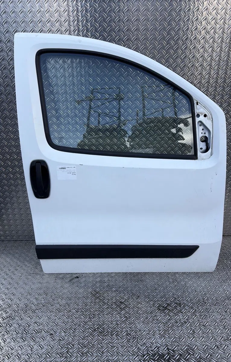 Porte avant droite Citroen NEMO Monospace 1.3 hdi 80 (2015) occasion