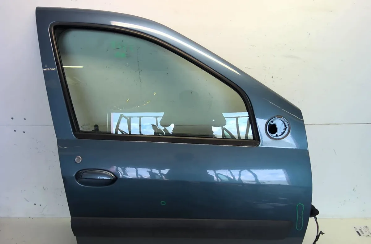 Porte avant droite Dacia LOGAN MCV (KS_) 1.5 dci (ks04) (2010-2013) occasion