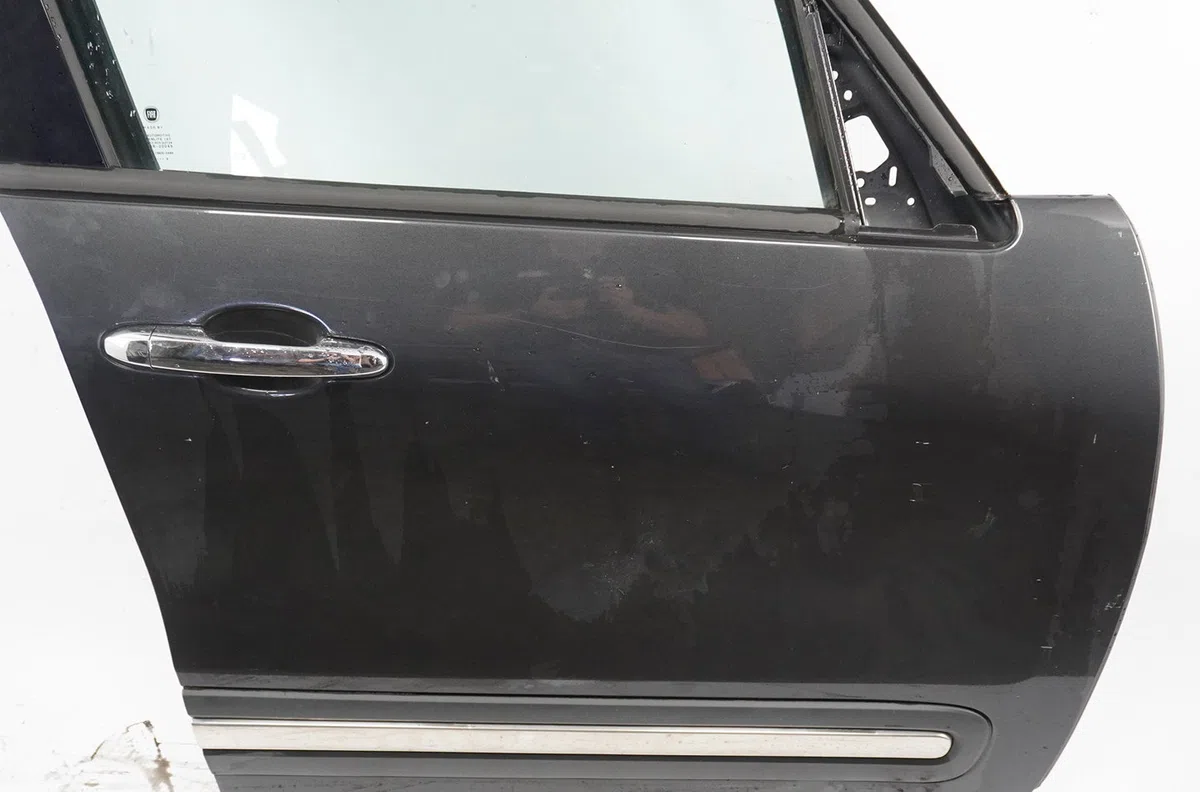Porte avant droite Fiat 500L (351_, 352_) 1.6 d multijet (199lye1b) (2013) occasion
