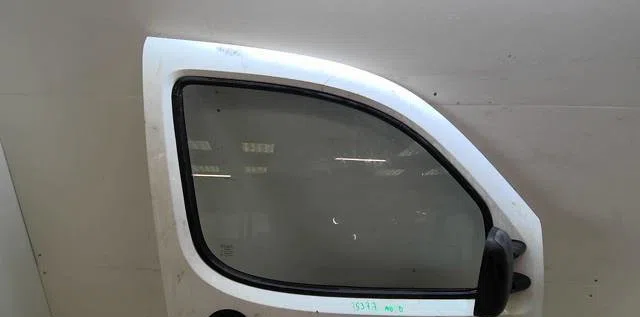 Porte avant droite Fiat DOBLO Camionnette-Monospace (223_) 1.3 d multijet (2005-2010) occasion