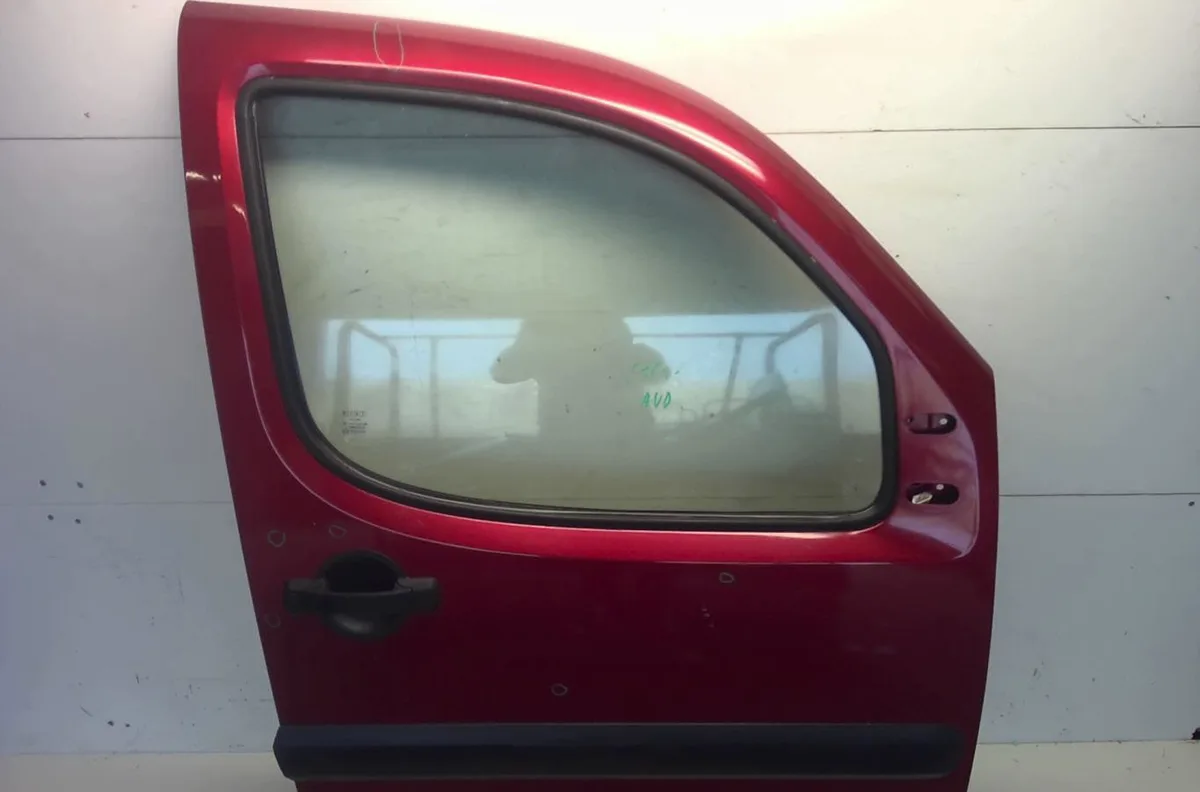 Porte avant droite Fiat DOBLO Monospace (119_, 223_) 1.9 jtd (2003) occasion