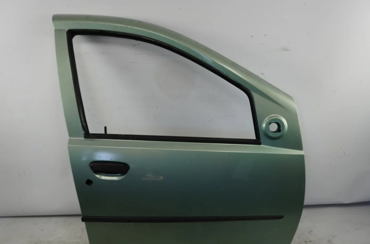 Porte avant droite Fiat PUNTO (188_) 1.2 60 (188.030, .050, .130, .150, .230, .250) (1999-2010) occasion