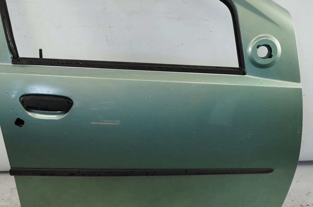 Porte avant droite Fiat PUNTO (188_) 1.2 60 (188.030, .050, .130, .150, .230, .250) (1999-2010) occasion