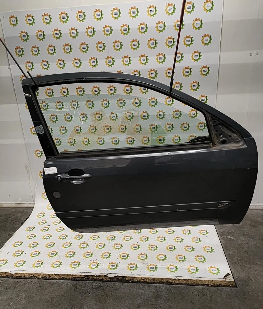 Porte avant droite FORD FOCUS 1 occasion