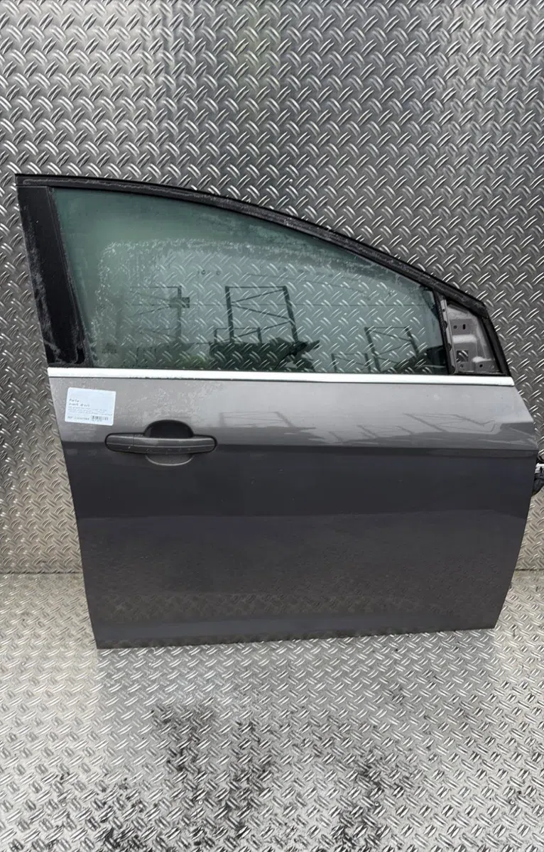 Porte avant droite Ford FOCUS III 2.0 tdci (2010-2014) occasion