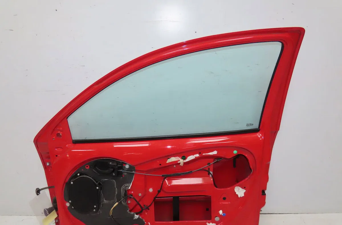 Porte avant droite Ford KA (RB_) 1.3 i rocam (2002-2008) 3 portes occasion
