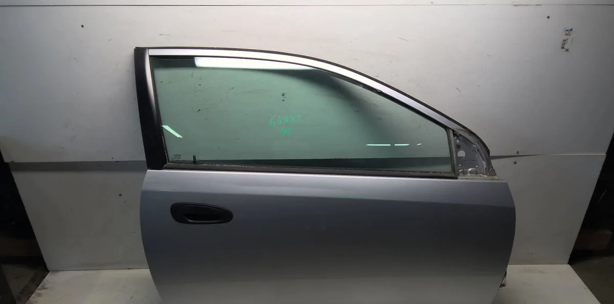 Porte avant droite Honda CIVIC VII Hatchback (EU, EP, EV) 1.4 is (ep1, eu5, eu7) (2000-2005) occasion