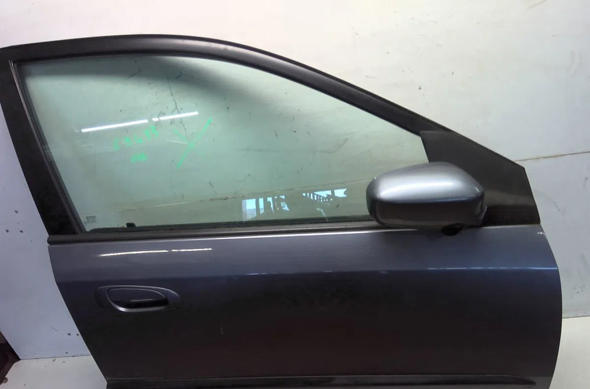 Porte avant droite Honda CIVIC VII Hatchback (EU, EP, EV) 1.7 ctdi (ep4, eu9) (2002-2005) occasion