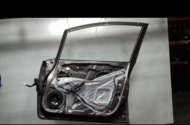 Porte avant droite Honda JAZZ III (GE_, GG_, GP_, ZA_) 1.3 i (ge6, gg3, gg6) (2008) occasion