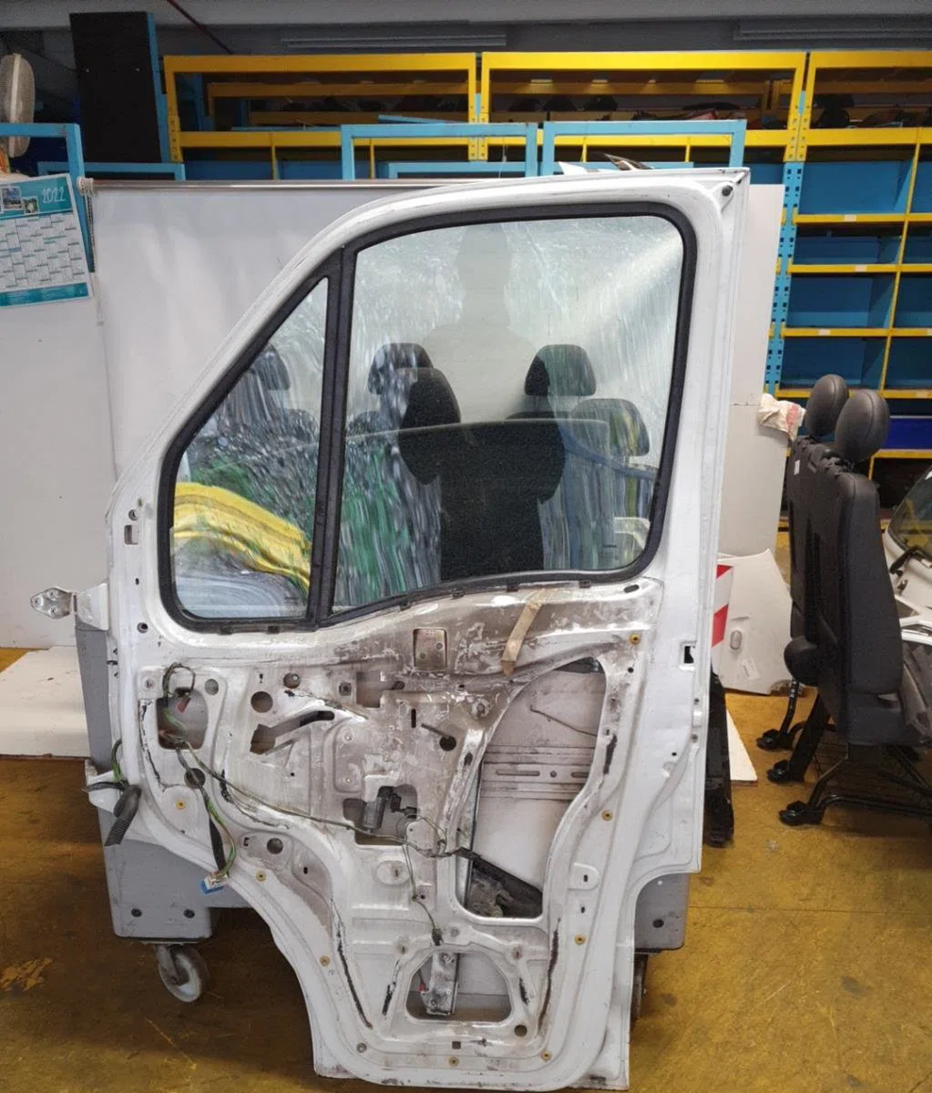 Porte avant droite IVECO DAILY 3 occasion