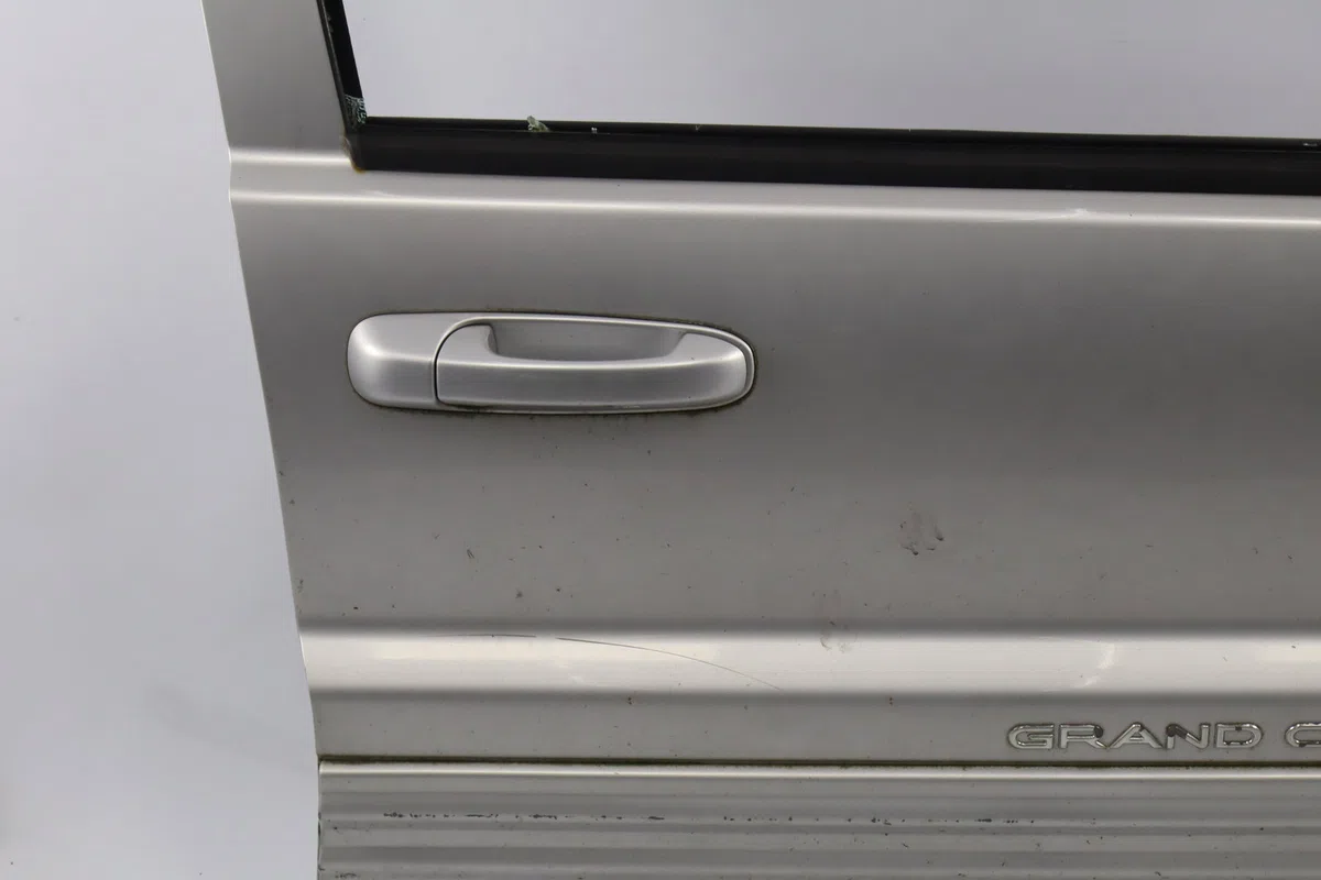 Porte avant droite Jeep GRAND CHEROKEE II (WJ, WG) 2.7 crd 4x4 (2001-2005) occasion
