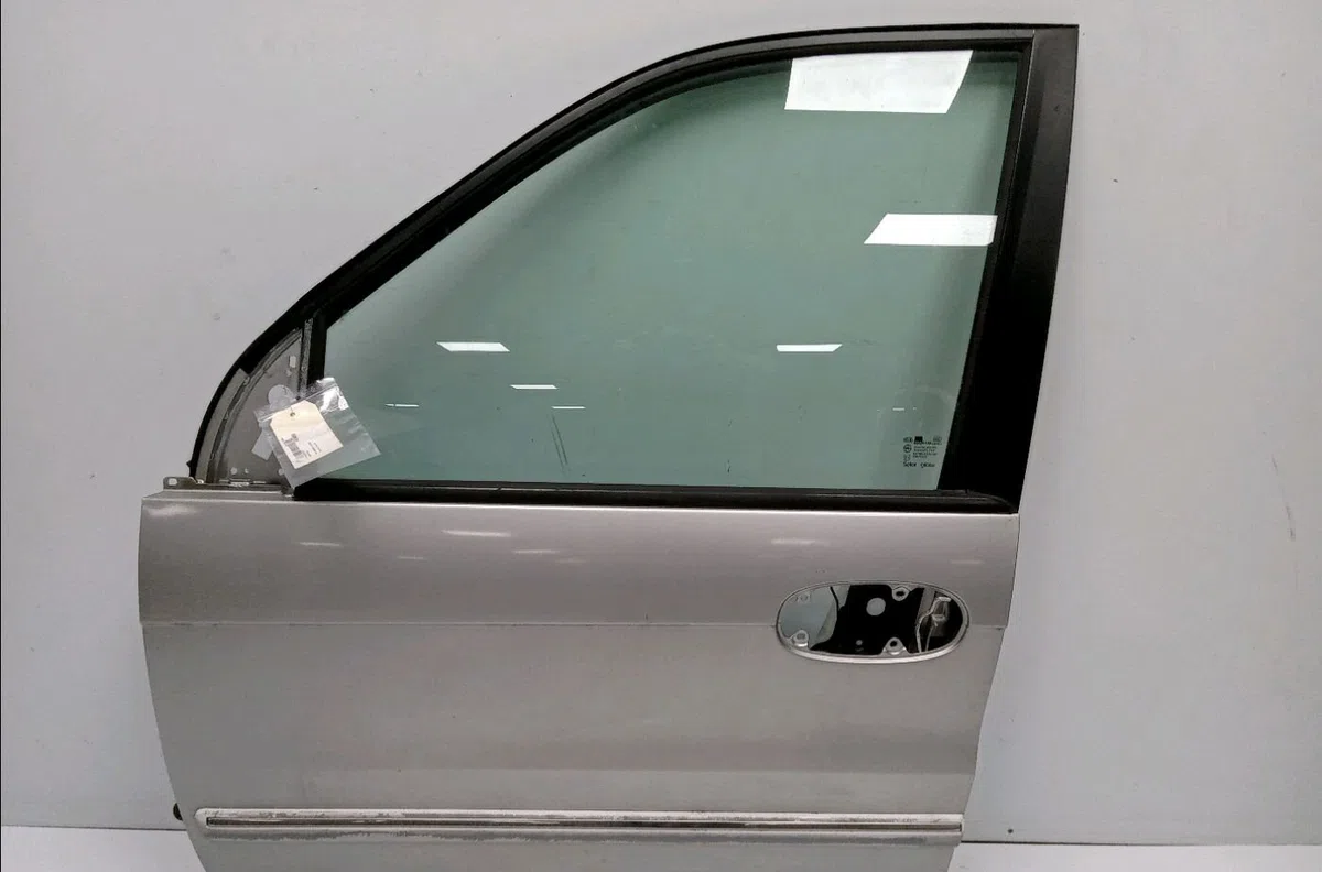 Porte avant droite Kia CARNIVAL II (GQ) 2.9 crdi (2001-2006) occasion