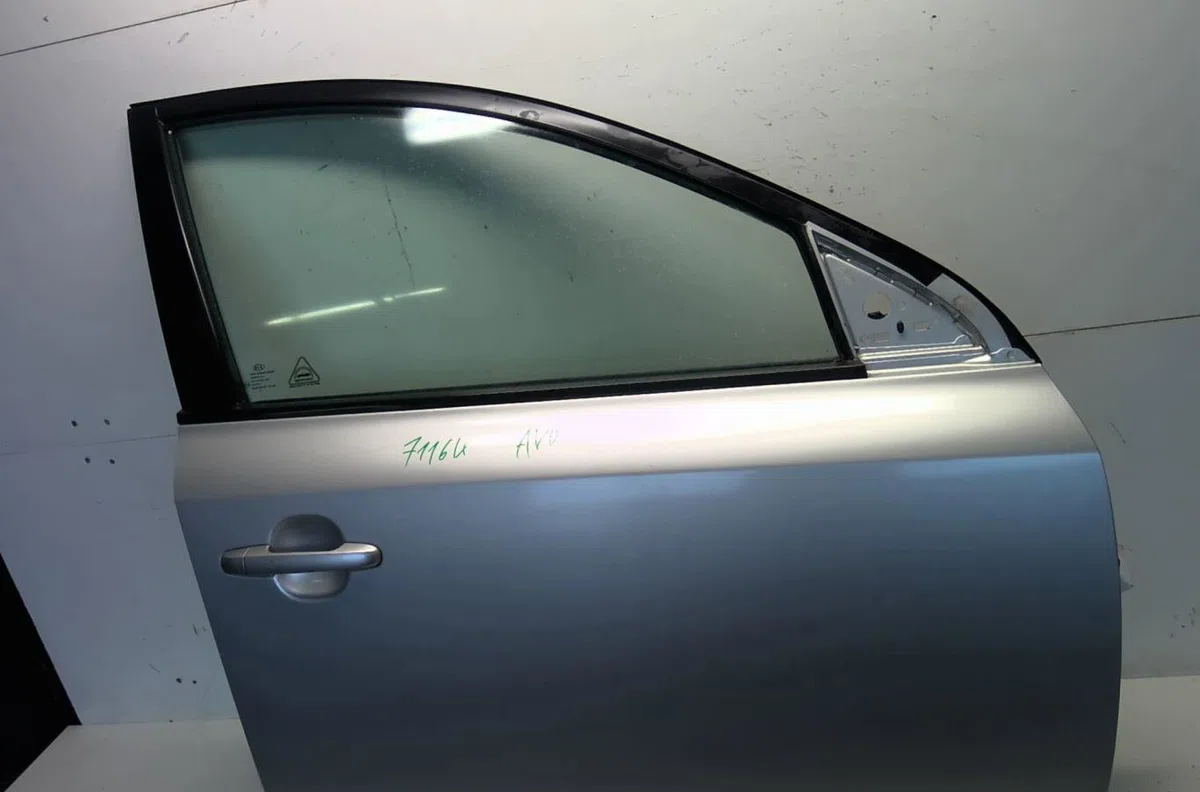Porte avant droite Kia CEE'D 3-5 portes (ED) 1.6 crdi 115 (2006-2012) occasion
