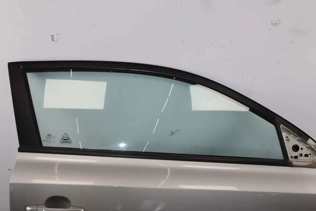Porte avant droite Kia PRO CEE'D (ED) 1.6 crdi 115 (2008-2012) occasion