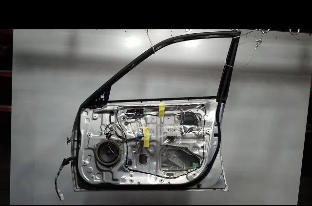 Porte avant droite Lexus IS I (_E1_) 200 (gxe10) (1999-2005) occasion