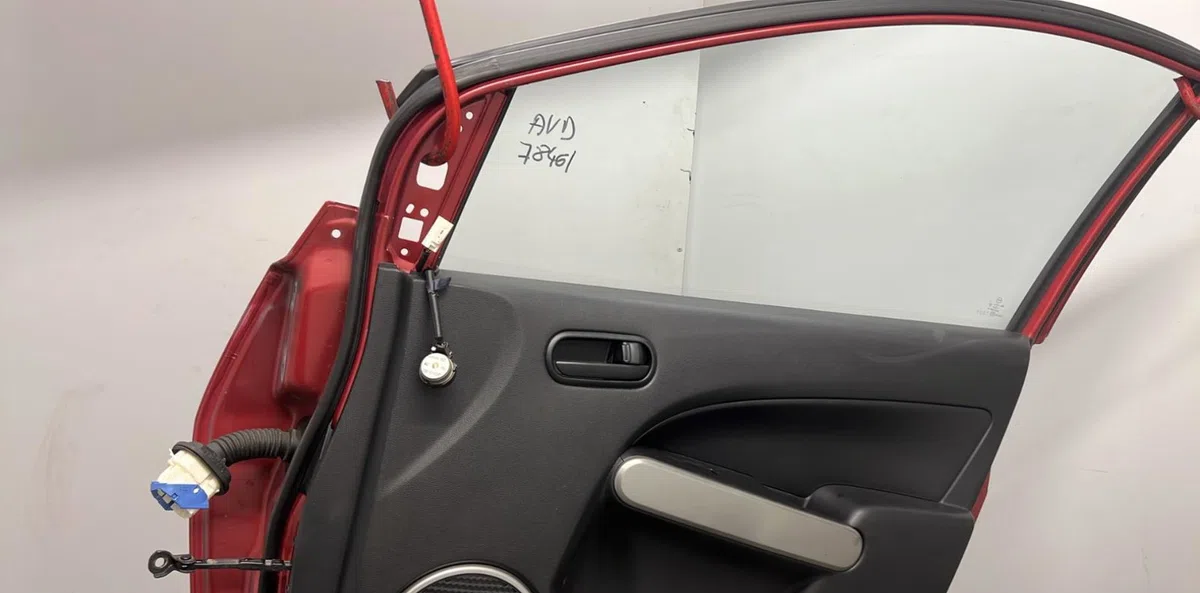 Porte avant droite MAZDA 2 2 PHASE 1 occasion