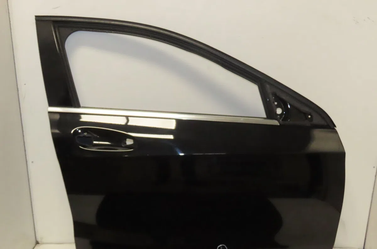 Porte avant droite Mercedes-benz CLASSE A (W176) A 180 (176.042) (2012-2018) occasion