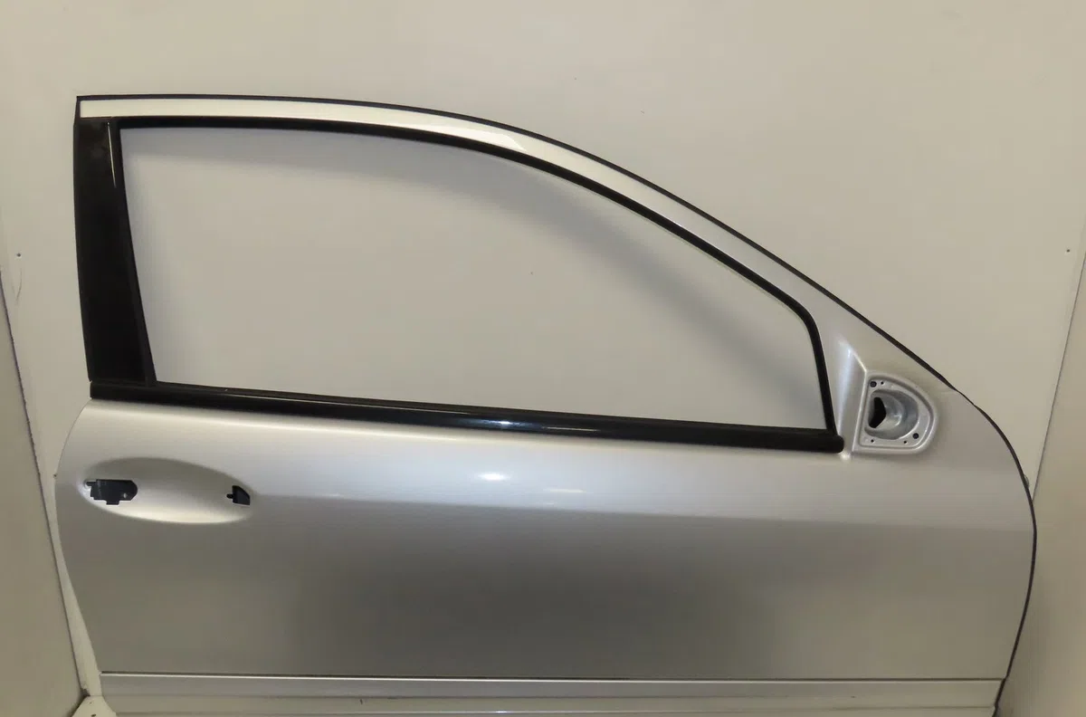 Porte avant droite Mercedes-benz CLASSE C Coupe Sport (CL203) C 200 cdi (203.707) (2003-2008) occasion
