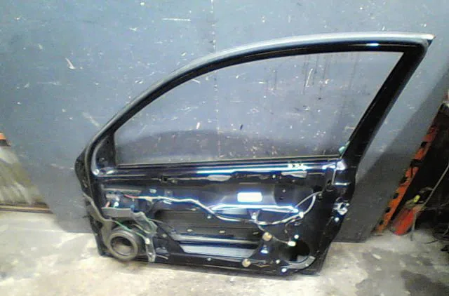 Porte avant droite Mercedes-benz CLASSE C Coupe Sport (CL203) C 220 cdi (203.708) (2004-2008) 3 portes occasion