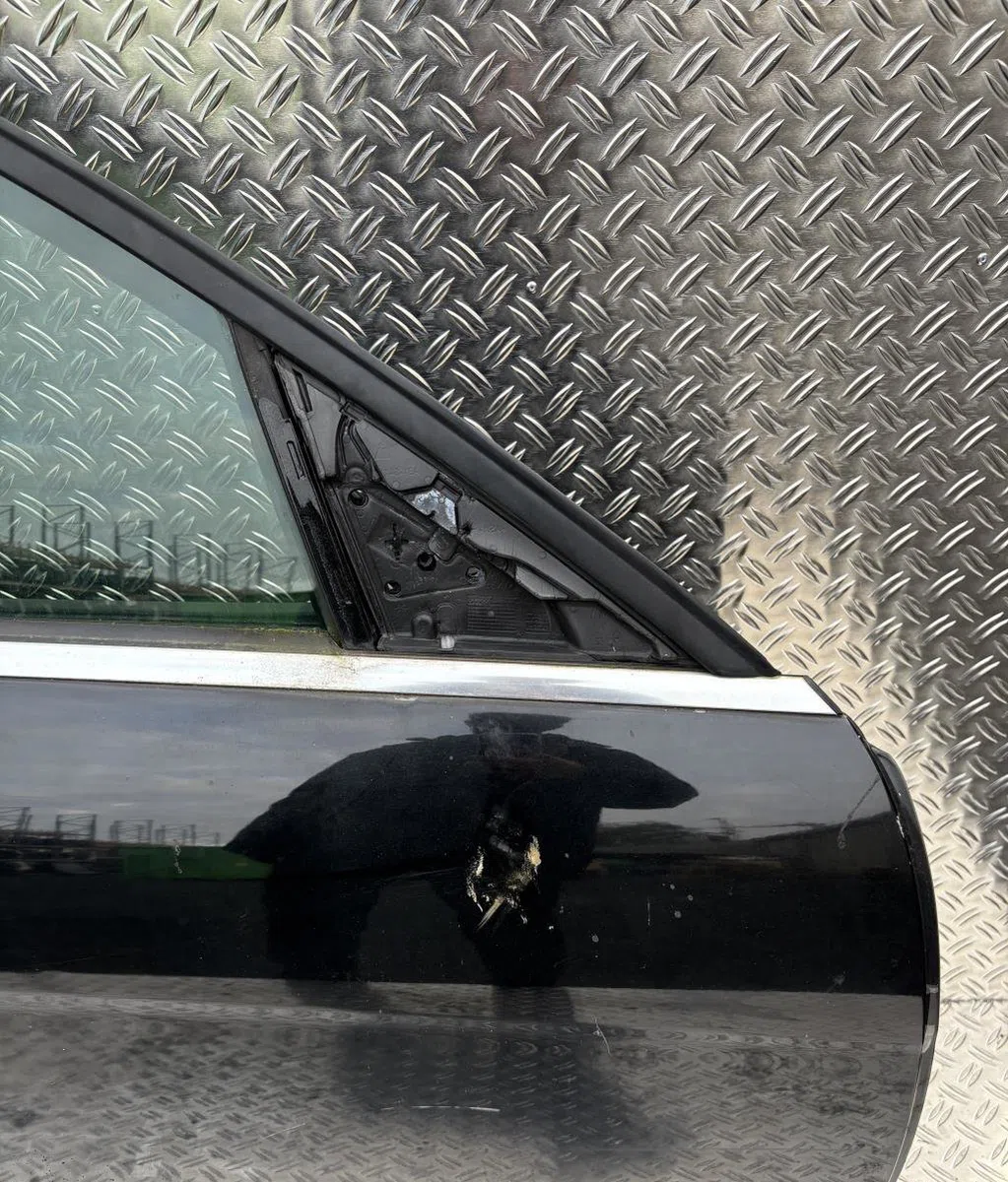 Porte avant droite Mercedes-benz CLASSE C (W204) C 200 cdi (204.007, 204.006) (2007-2009) occasion