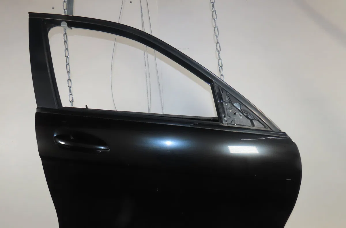 Porte avant droite Mercedes-benz CLASSE C (W204) C 220 cdi (204.008) (2007-2008) 4 portes occasion