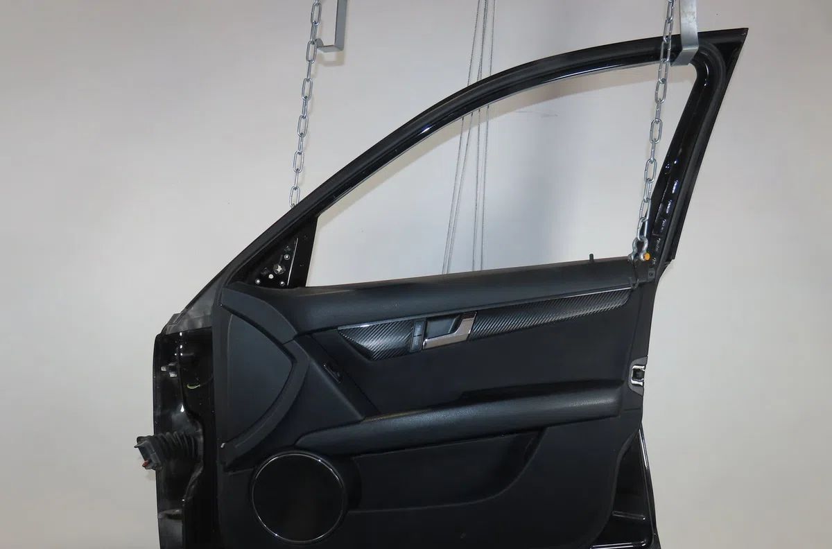 Porte avant droite Mercedes-benz CLASSE C (W204) C 220 cdi (204.008) (2007-2008) 4 portes occasion