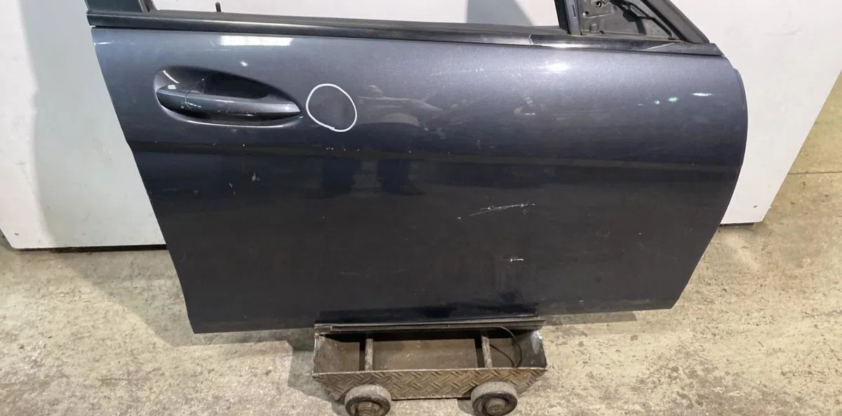 Porte avant droite MERCEDES CLASSE C 204 PHASE 1 BREAK occasion