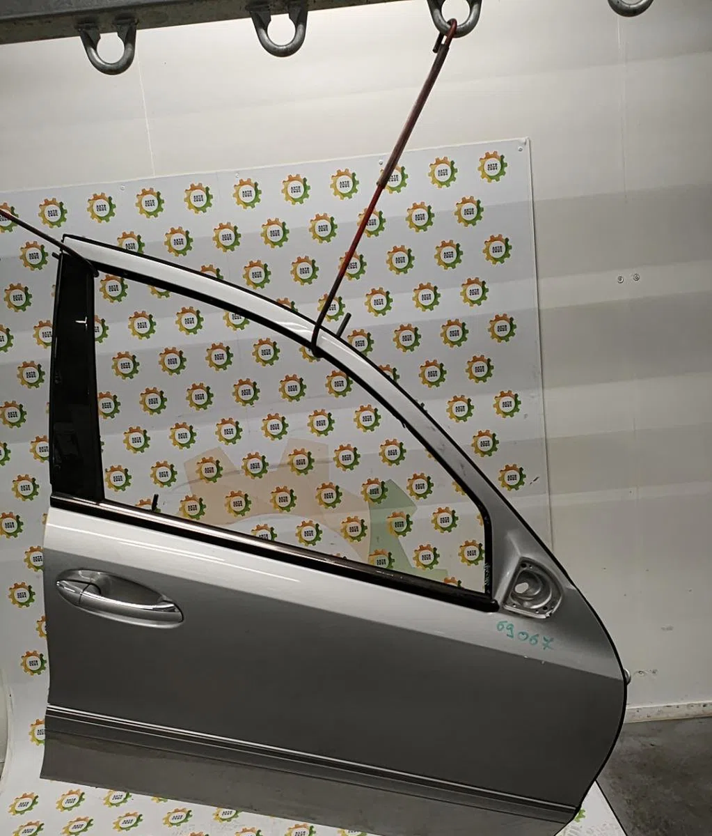 Porte avant droite MERCEDES CLASSE E 211 PHASE 1 occasion
