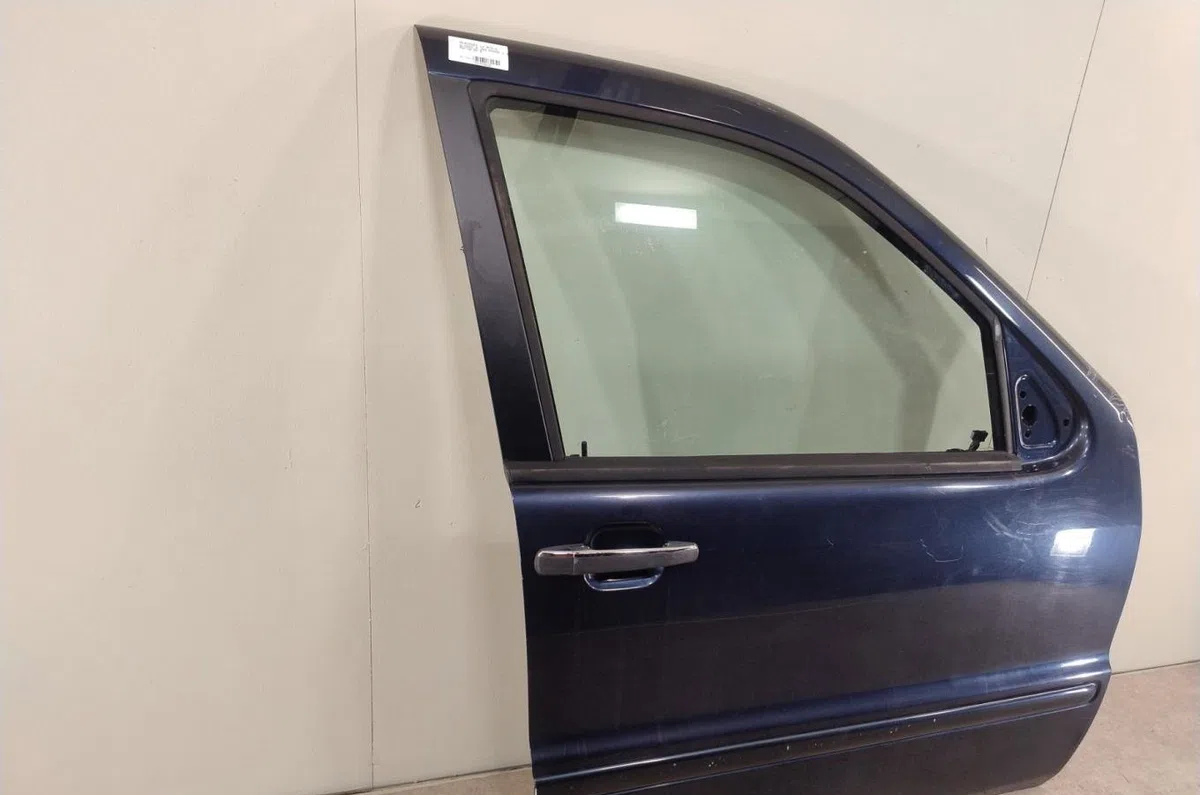 Porte avant droite MERCEDES CLASSE M 163  CLASSE M 163 PHASE 2 occasion