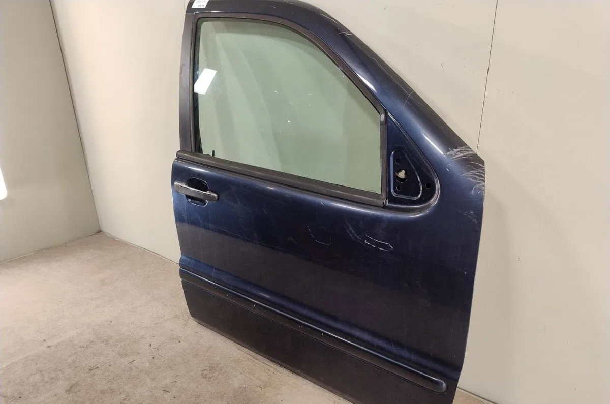 Porte avant droite MERCEDES CLASSE M 163  CLASSE M 163 PHASE 2 occasion